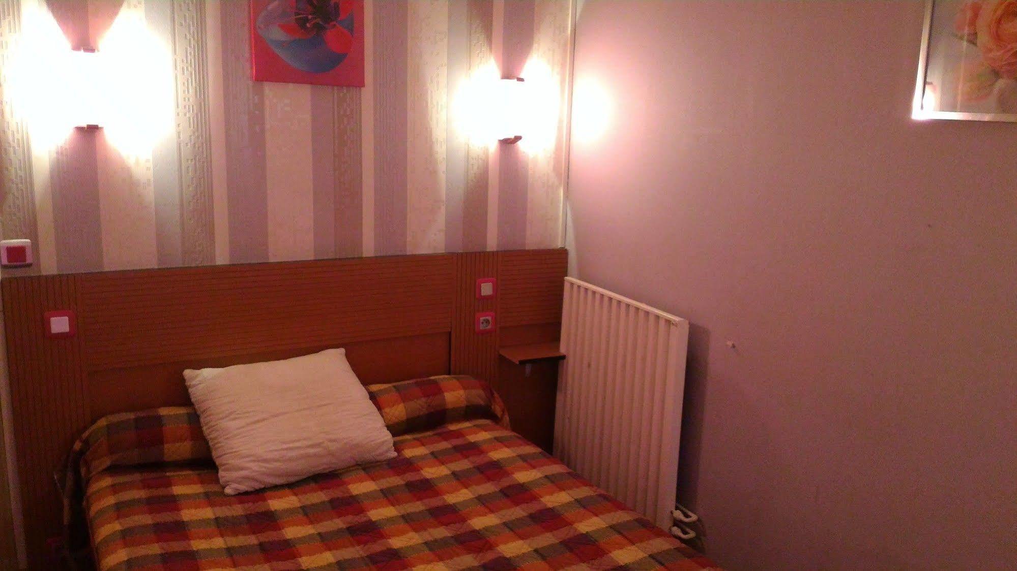 Hotel Le Parisien Реймс Экстерьер фото